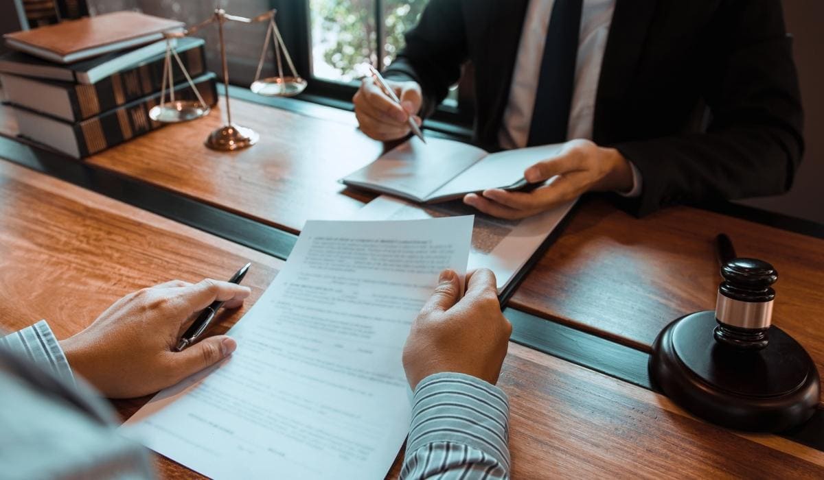 Truck Accident Attorney Initial Consultation