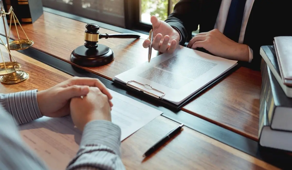 Difference Between Medical Negligence and Medical Malpractice