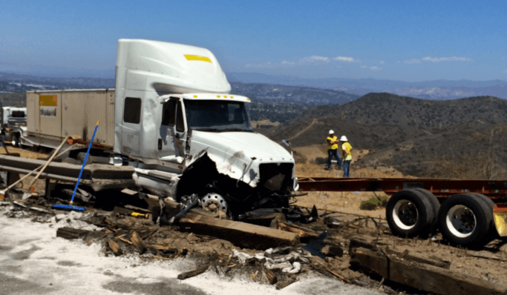 truck rollover accidents in Duluth GA, Truck Accident, Truck Accident Lawyer